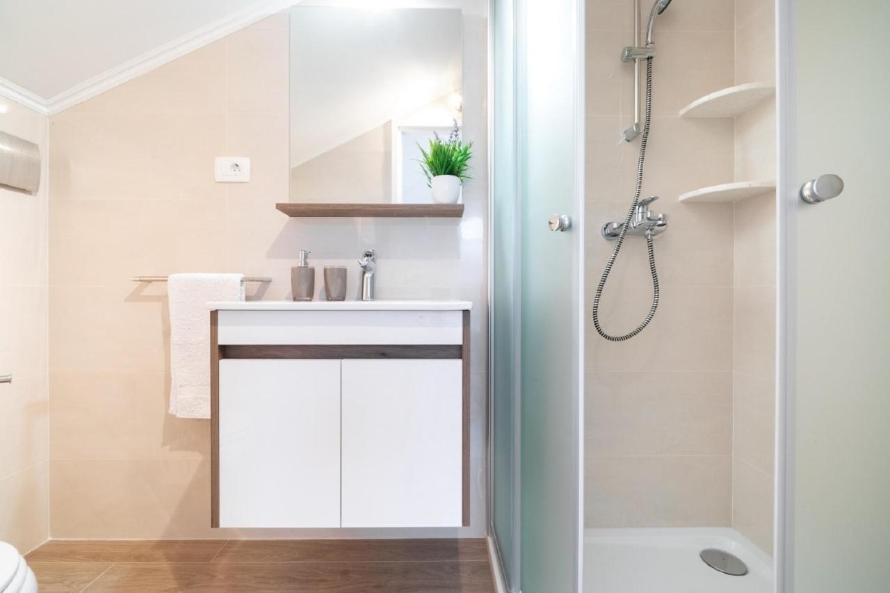 Apartment Dragojevic Вела Лука Екстериор снимка